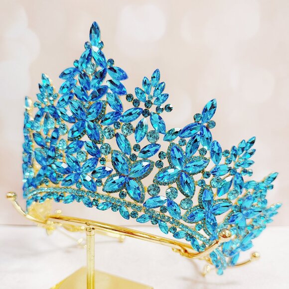 Mermaid crown, Fairy headpiece, bridal wedding crown, stunning gold crown main image 5